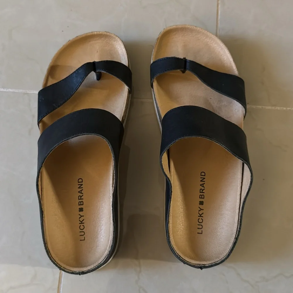 Lucky Brand Women's Harribel Sandal Black Size 8 or 38.5